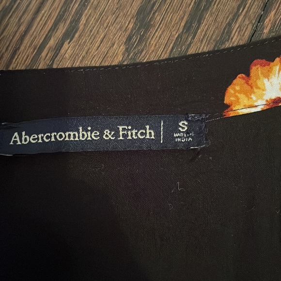 Abercrombie and Fitch Dress - Picture 2 of 4